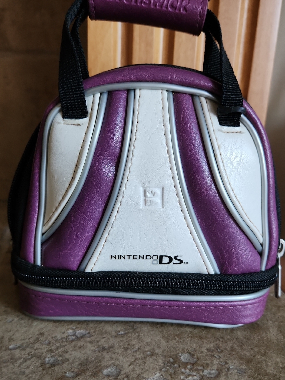 Nintendo DS Brunswick  Purple and White Mini Bowling Bag Travel Case